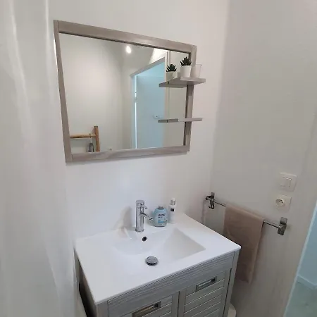 Appartement Blue Sky Motte -pool-5min -queensizebed -wifi *