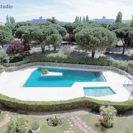 Blue Sky Motte -pool-5min -queensizebed -wifi