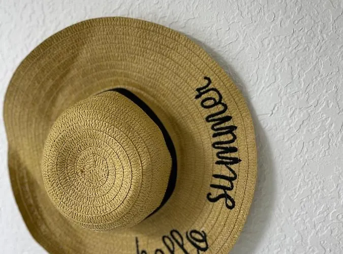 Blue Sky Motte -pool-5min -queensizebed -wifi * La Grande-Motte